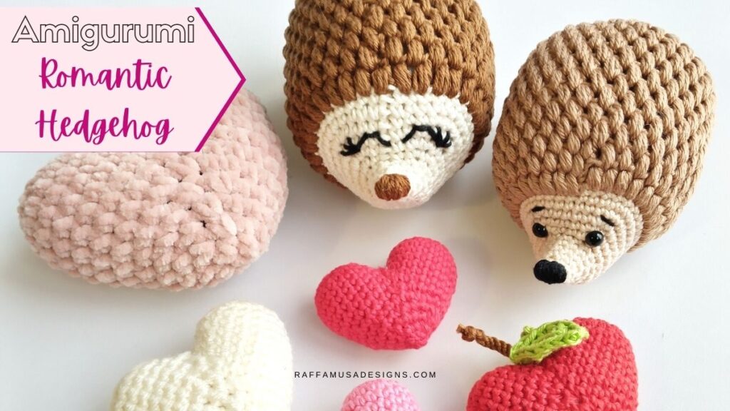 Amigurumi Romantic Hedgehog - Free Crochet Pattern - Raffamusa Designs