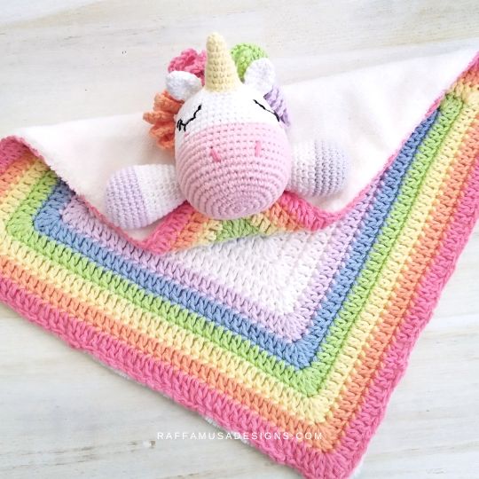 Amigurumi Unicorn Baby Lovey - Free Crochet Pattern - Raffamusa Designs