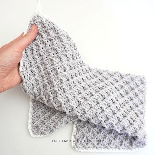 Crochet Corner-to-Corner (C2C) Stitch Dishcloth - Raffamusa Designs