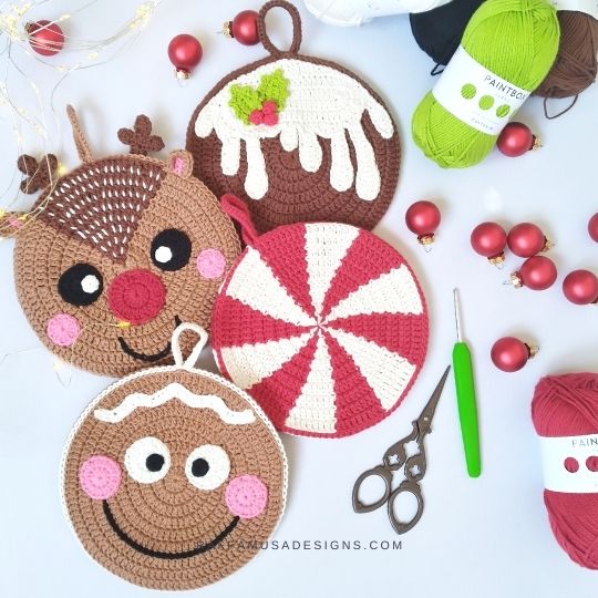 Crochet Round Christmas Potholders - Raffamusa Designs