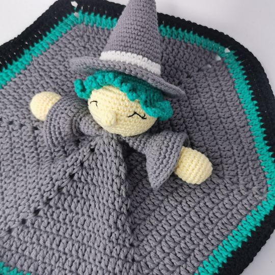Cilia Crochets - Willow the Witch Lovey