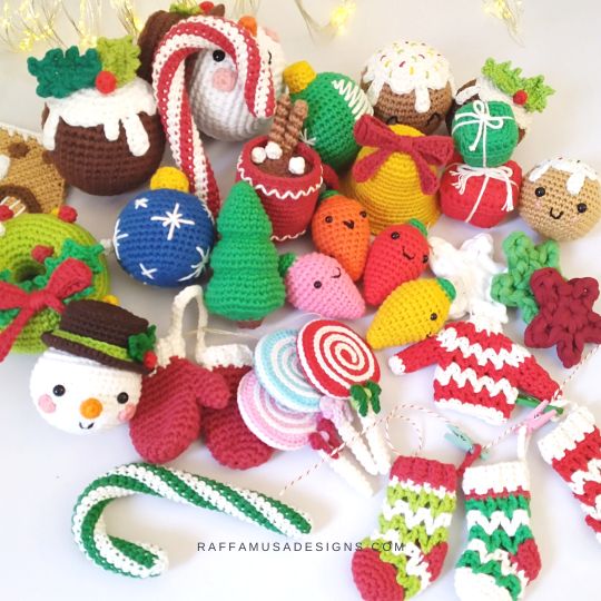 Crochet Christmas Ornaments CAL - Raffamusa Designs
