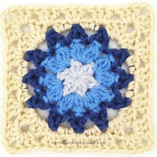 Cluster Flower Granny Square - Free Crochet Pattern