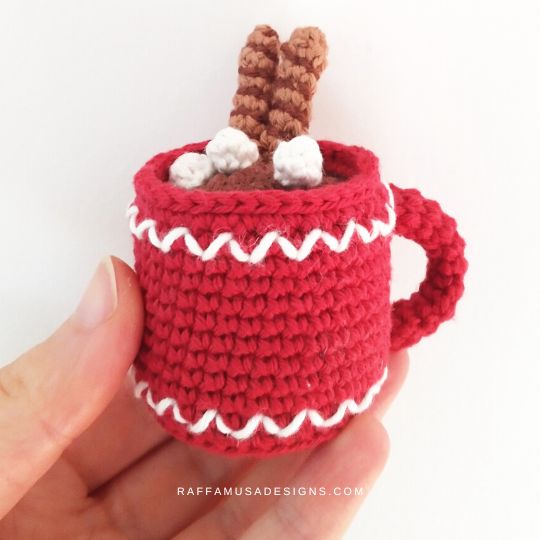 Coffee Mug Amigurumi - Free Crochet Pattern - Raffamusa Designs