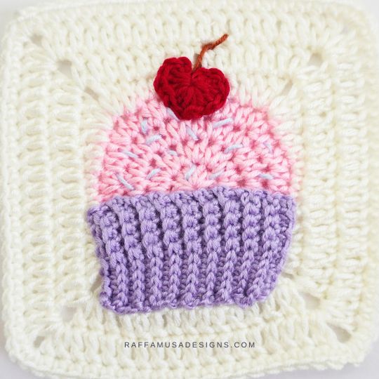 Crochet Cupcake Granny Square - Raffamusa Designs