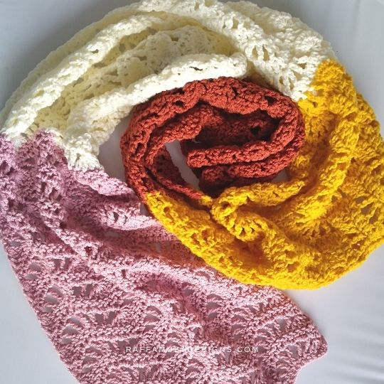 Crochet Feather & Fan Lace Scarf - Raffamusa Designs