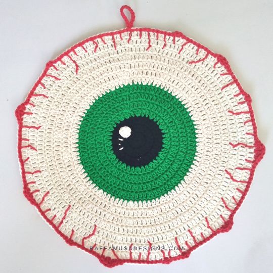 Crochet Halloween Eye Dishcloth Pattern - Raffamusa Designs