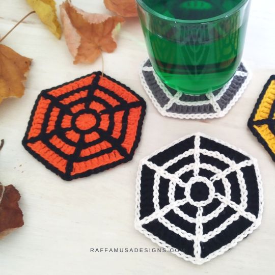Free Crochet Spiderweb Coasters - Raffamusa Designs