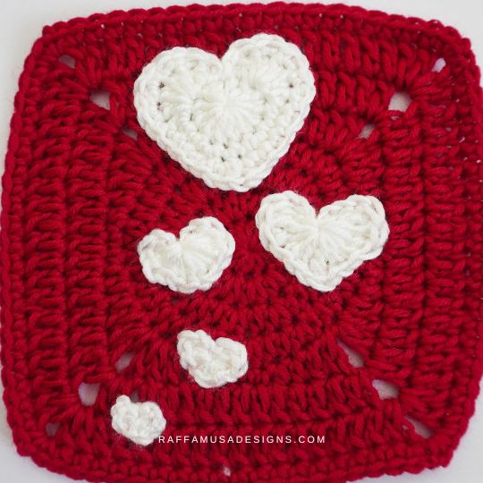 Crochet Hearts - Free Pattern in 5 Sizes - Raffamusa Designs