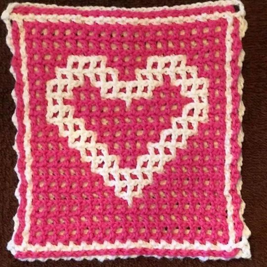Crochet Heart Wreath - Ashlee Brotzell