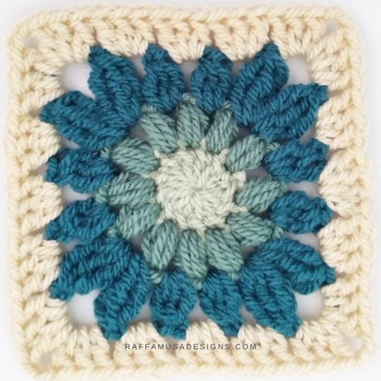 Mini Gerbera Flower Square - Free Crochet Pattern