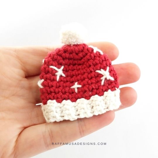 Mini Hat Christmas Ornament - Free Crochet Pattern - Raffamusa Designs