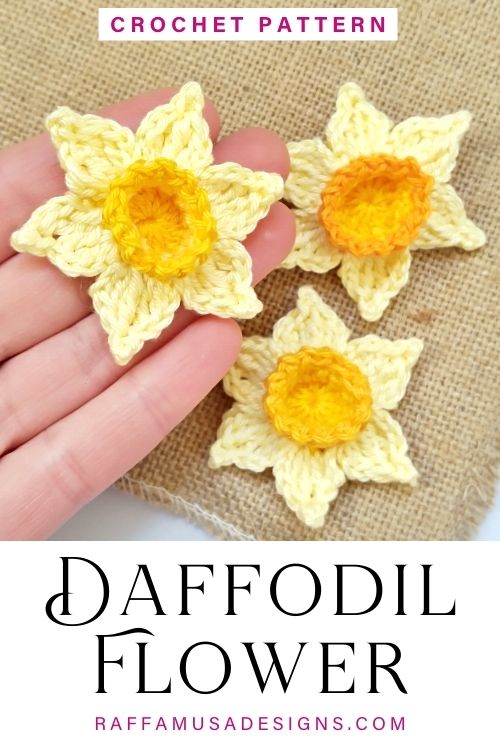 How to Crochet a Daffodil Flower Applique - Free Pattern and Tutorial - Raffamusa Designs