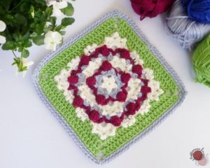 Crochet Popping Flower Square - Free Pattern by RaffamusaDesigns