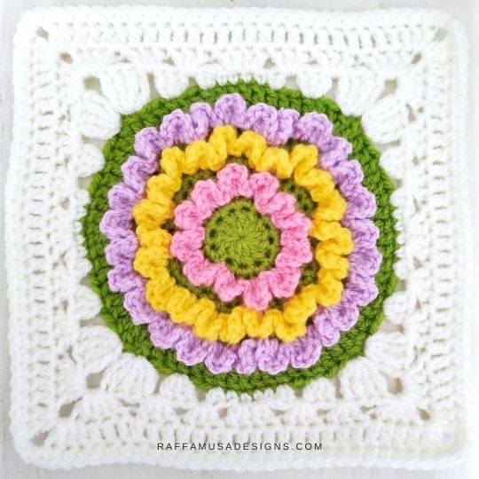 Crochet Ruffle Flower Granny Square - Raffamusa Designs