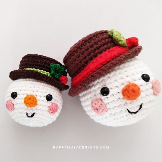 Crochet Snowman Amigurumi Ornaments - Raffamusa Designs