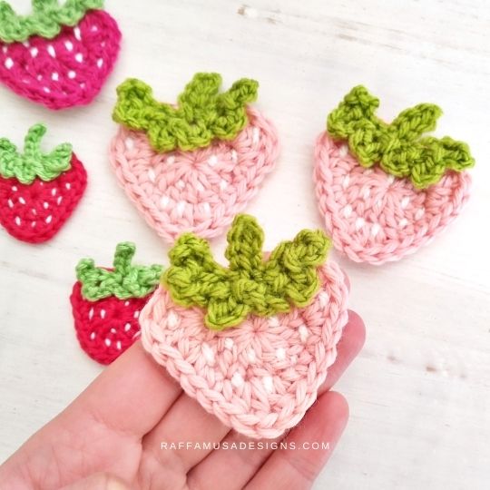 Crochet Strawberry Embellishments - Raffamusa Designs