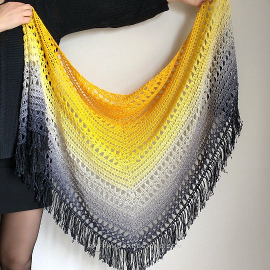 Triangles and Cones Shawl - Free Crochet Pattern - Raffamusa Designs