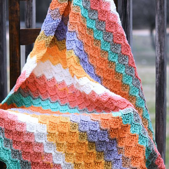Dragon Scales Baby Blanket - Make It Crochet