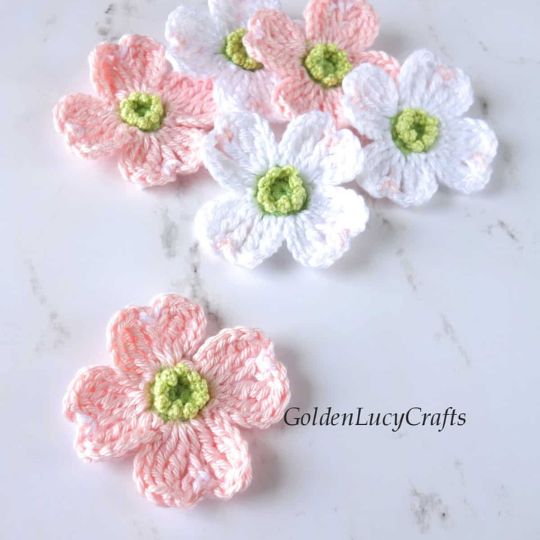 Golden Lucy Crafts - Crochet Dogwood Flowers
