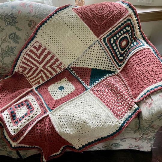 Granny Stitch Sampler Blanket - Madame Stitch
