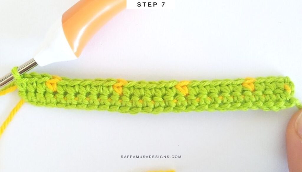 Tapestry Crochet Tutorial - Step 7 - Raffamusa Designs