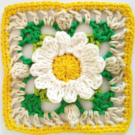 Crochet Lacy Daisy Granny Square - Free Pattern - Raffamusa Designs