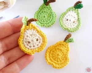 Little Pear Crochet Applique - Free Pattern by RaffamusaDesigns