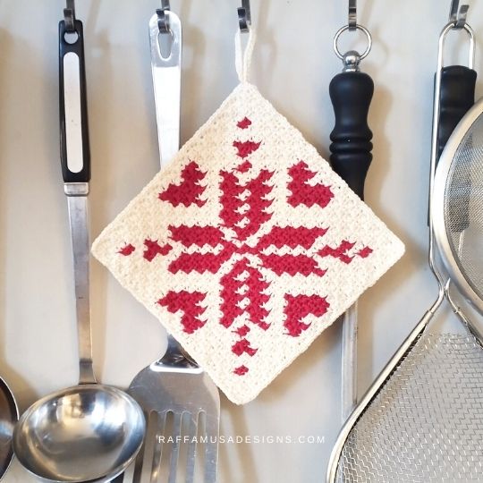 Mini C2c Crochet Nordic Christmas Potholder Free Pattern - C2c Designs Decorative Home Accessories Uk