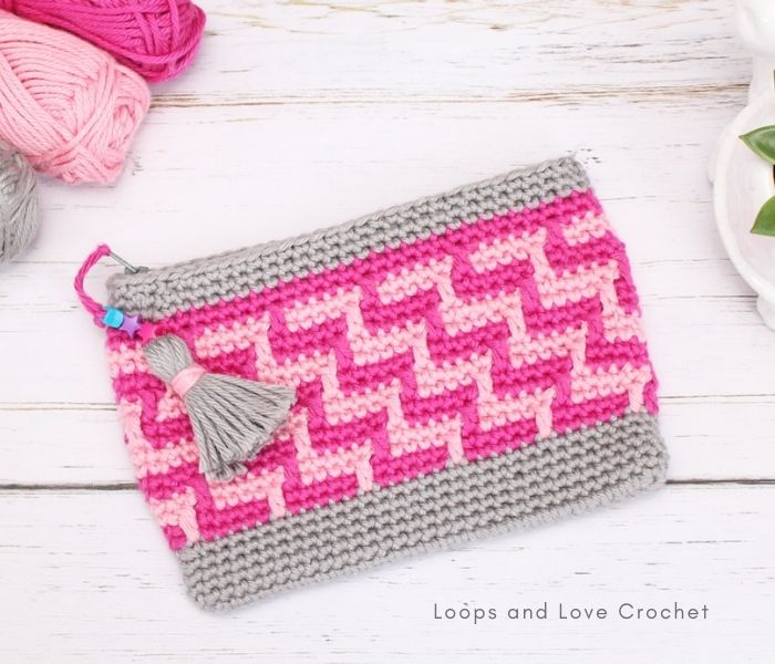 Mosaic Zig Zag Bag by Loops and Love Crochet