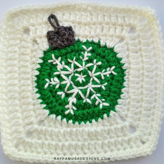 Christmas Ornament Granny Square - Crochet Pattern