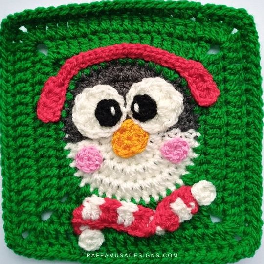 Cute Penguin Granny Square - Christmas Crochet Pattern