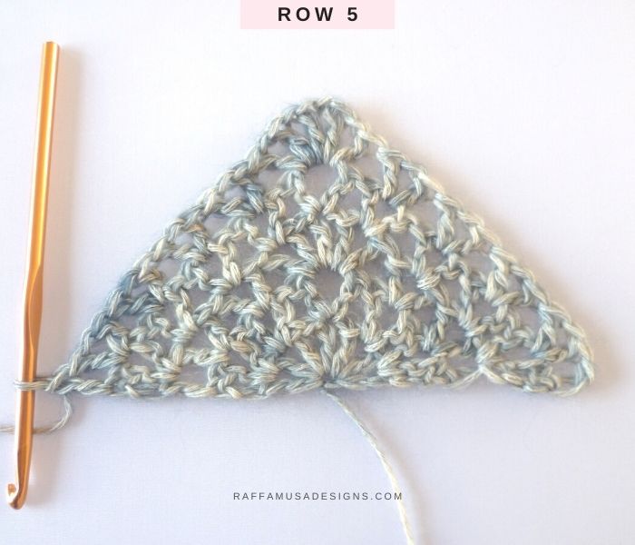 The Proserpina V-Stitch Shawl - Row 5 - Free Crochet Pattern - Raffamusa Designs