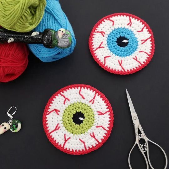 Crochet Halloween Eyeball Coasters - Stitch by Fay