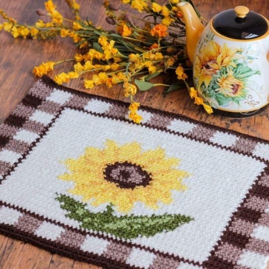 Sunflower Placemat by Nana's Crafty Home