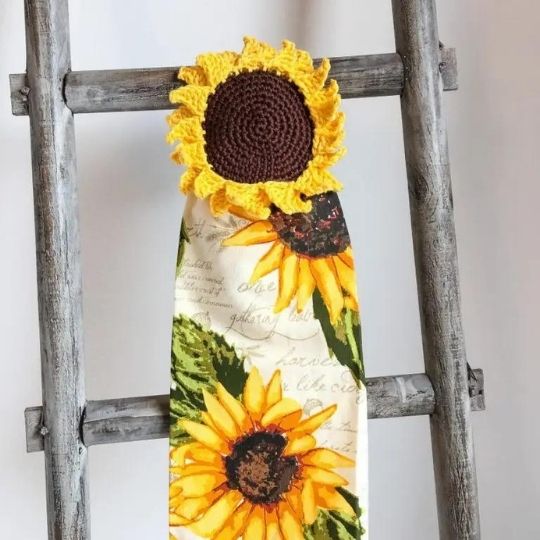 Sunflower Towel Topper by Nana's Crafty Home