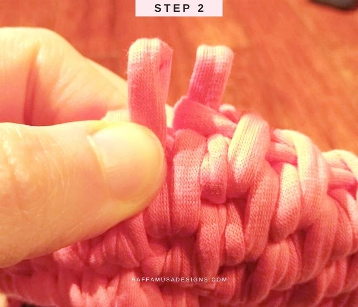 How to crochet the Heart Basket - Stitch Tutorial - Step 2