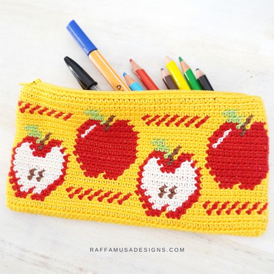 Tapestry Crochet Apple Pencil Case - Raffamusa Designs