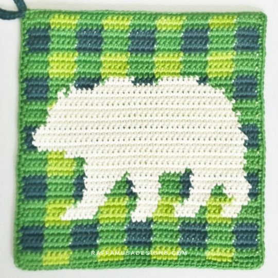 Tapestry Crochet Bear Potholder - Raffamusa Designs