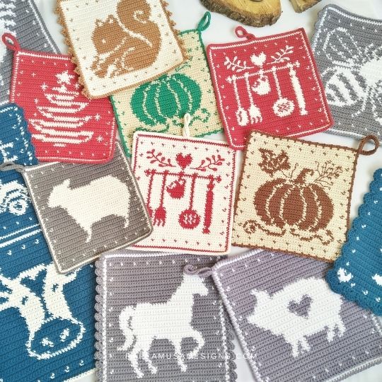 Tapestry Crochet Potholders - Farmhouse Collection - Raffamusa Designs