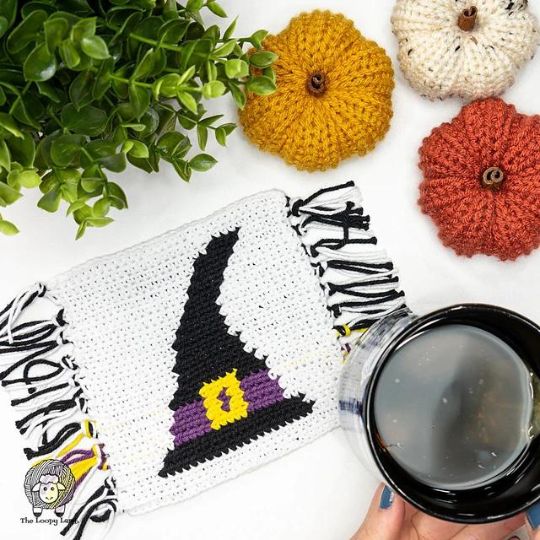 The Loopy Lamb - Witch Hat Mug Rug